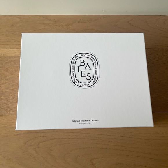 DIPTYQUE BAIES DIFFUSER HOME DECOR BOX - Picture 2 of 4